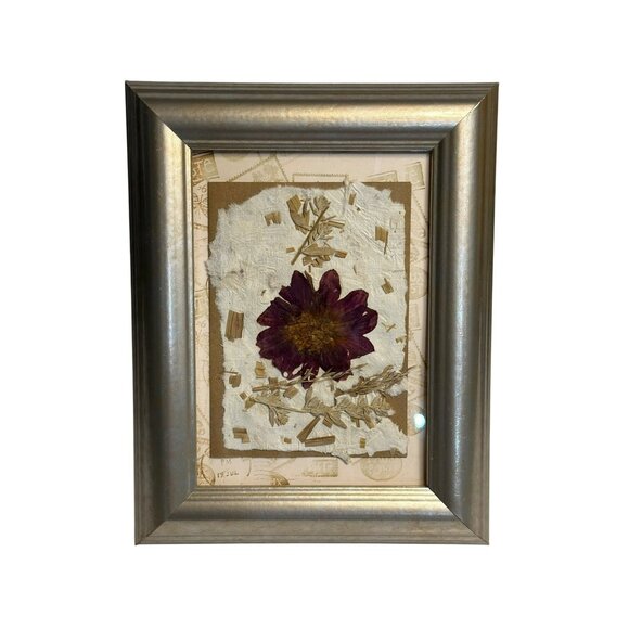 Pressed Flower Art Frame 7x6 | Red Dahlia on Handmade Paper Silver Frame - Picture 1 of 7